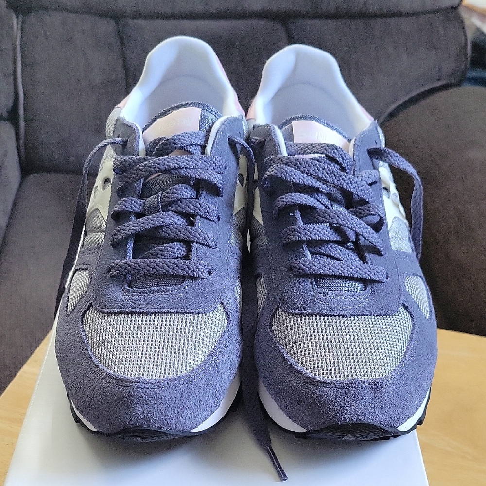 Saucony Women's Sneakers -  Gray and Pink Sz 9
